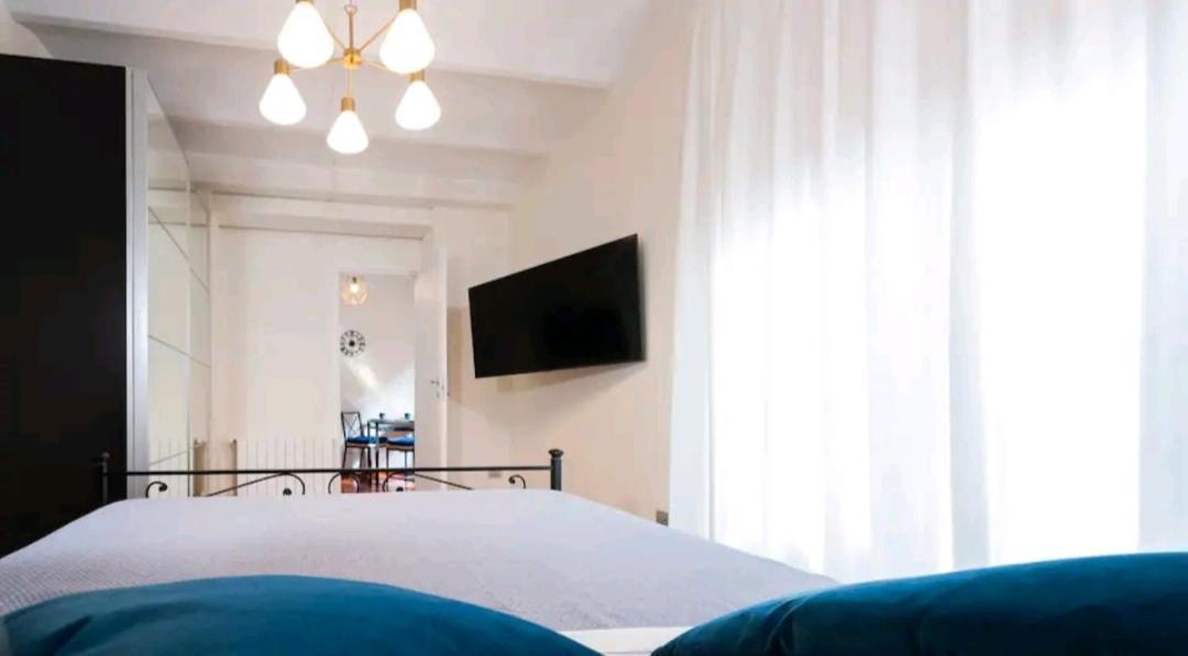 Maison Indipendenza โบโลญญา ภายนอก รูปภาพ